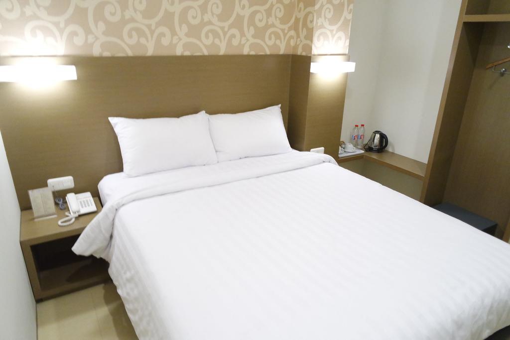 Yokotel Hotel Бандунг Номер фото